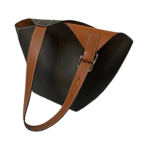 Maison De Beaute Cholet Bag Black - Picture 3 of 5